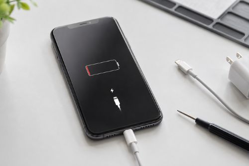 Common Reasons Your Phone Won’t Charge and How to Fix It